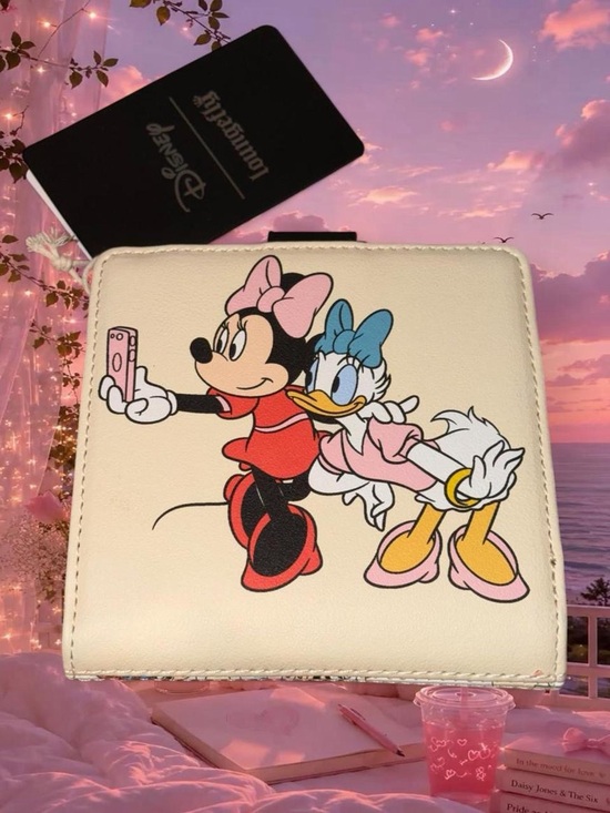 Loungefly Handbags - Loungefly Cream Minnie Mouse & Daisy Selfie Wallet with Pink and Blue Accents